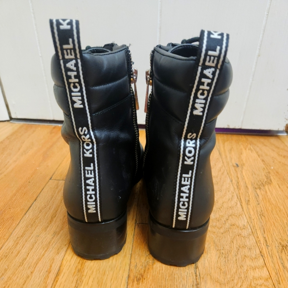 Michael Koors Boots